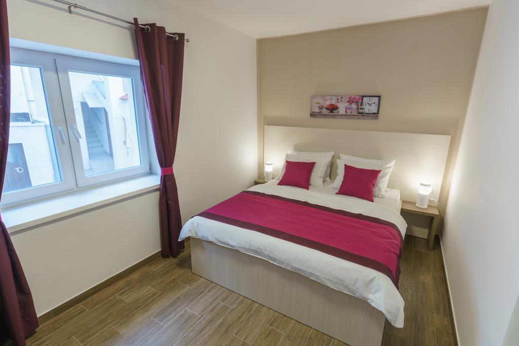 Hotel Pansion Rose Mostar Zewnętrze zdjęcie