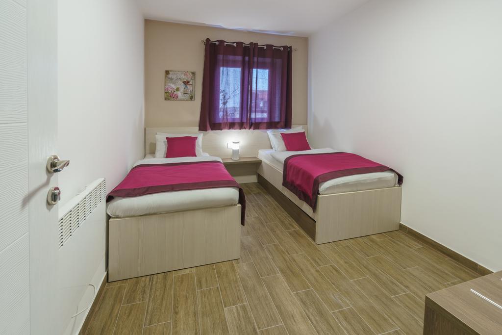 Hotel Pansion Rose Mostar Zewnętrze zdjęcie