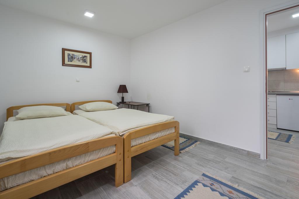 Hotel Pansion Rose Mostar Zewnętrze zdjęcie